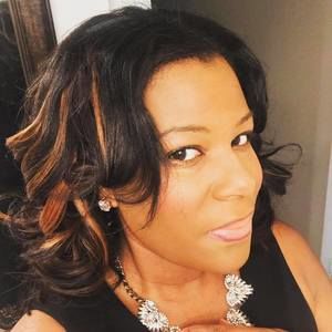 Meet your Posher, Ayana